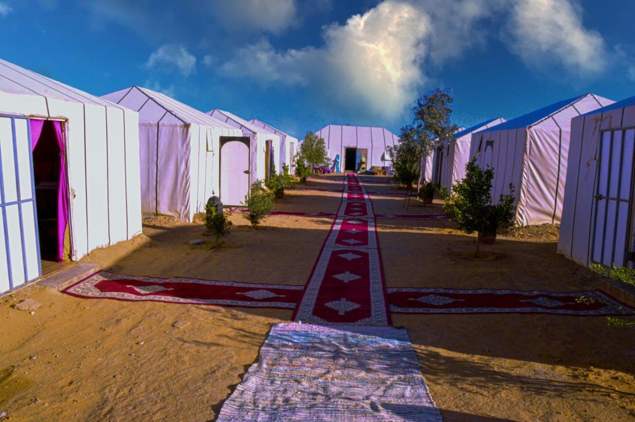 Les Roches Desert Camp مرزوكة المظهر الخارجي الصورة