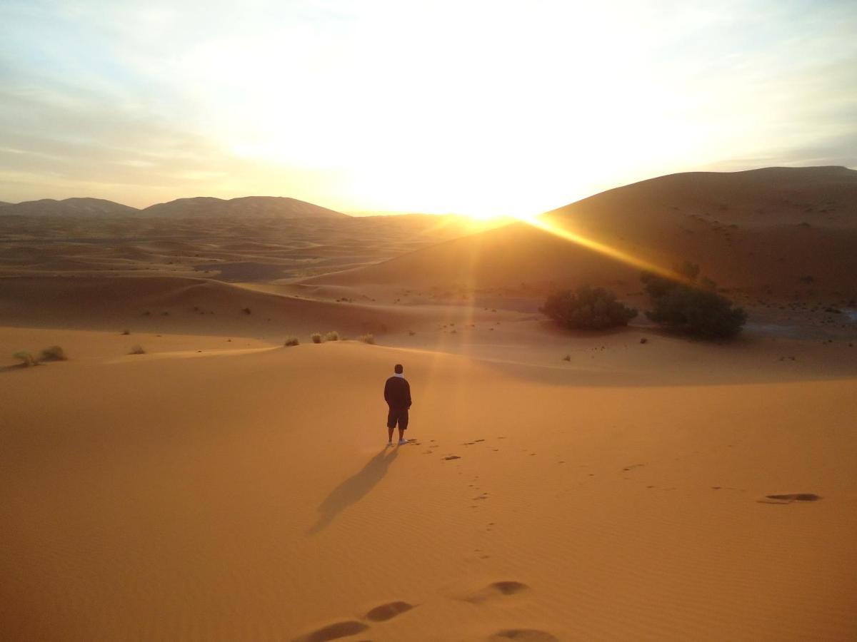 Les Roches Desert Camp مرزوكة المظهر الخارجي الصورة
